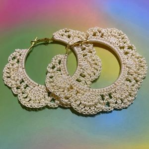 CROCHET LACEY HOOP EARRINGS- CREAM